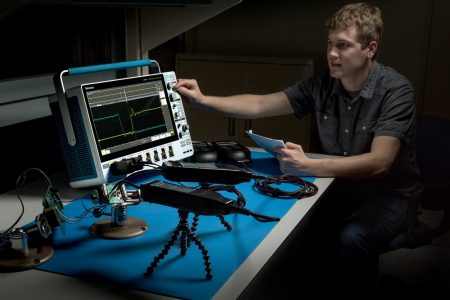 Demonstration of the Tektronix 5-Series MSO